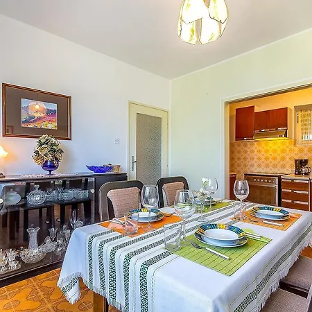 House Vanda